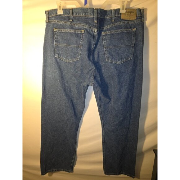 Wrangler Big Tall Jeans Mens Size 42 Waist 30 inseam Blue - Picture 1 of 2